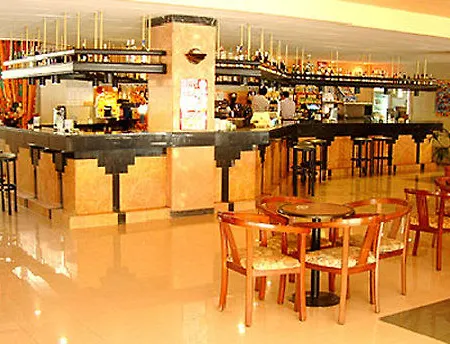 Otel Oasis Park 4*