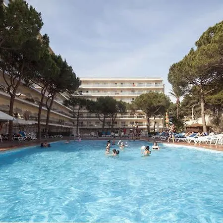 Otel Oasis Park 4*